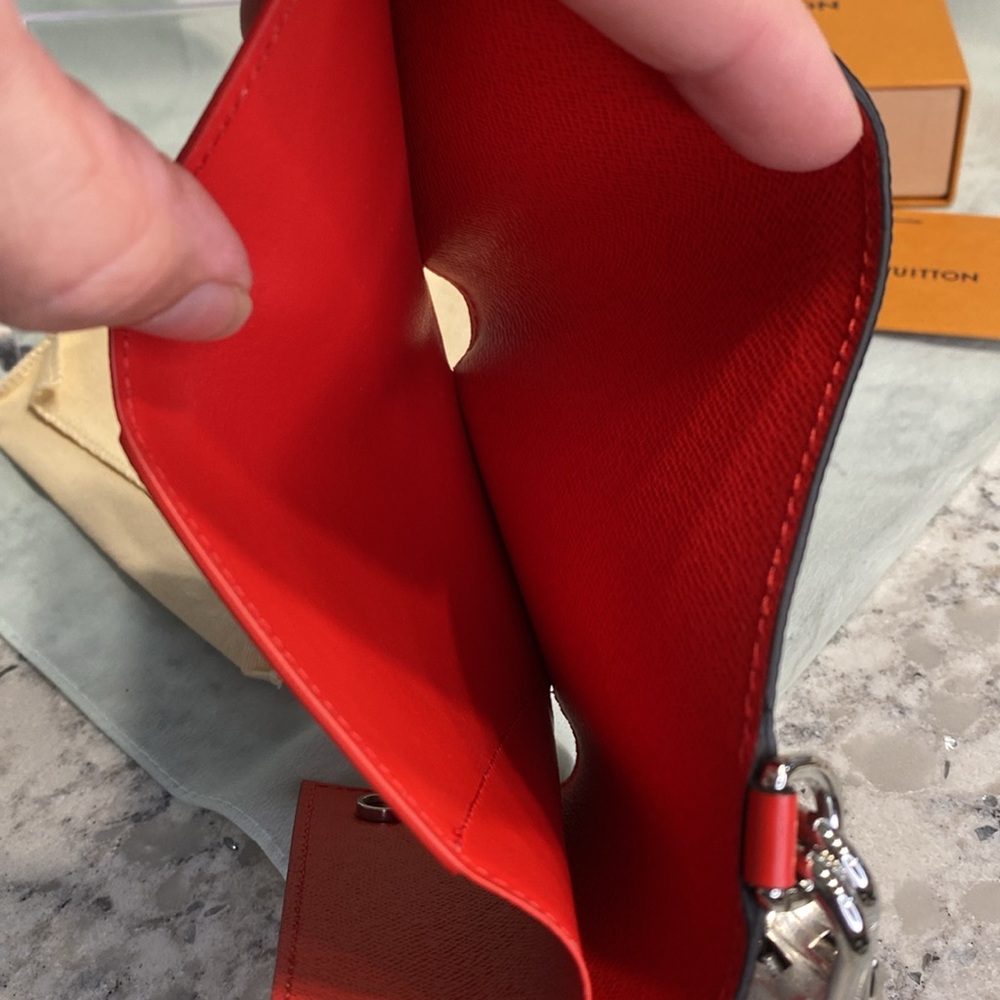 Louis Vuitton Supreme Red Epi Leather Pochette Jour GM Portfolio **HP** - Picture 11 of 14
